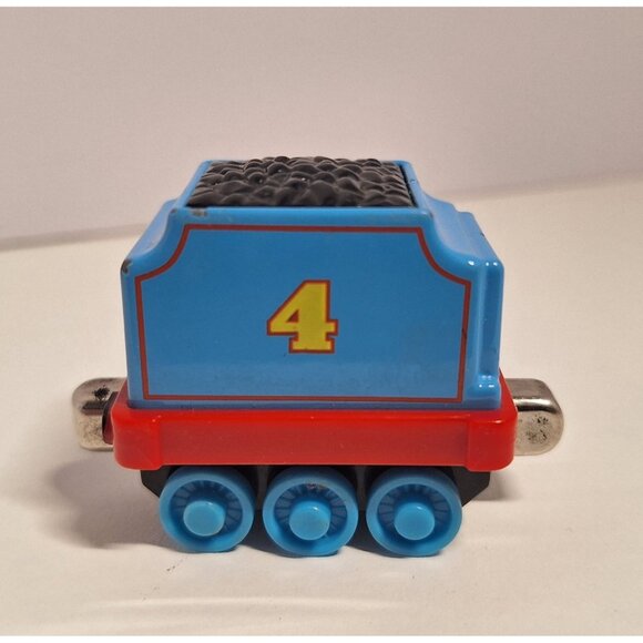 Thomas & Friends Gordons Tender #4 Train Car Blue Red Magnetic Diecast 2009 - Picture 3 of 7